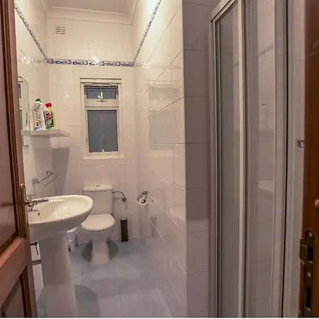 Bugibba Square Seaview 3 Bedroom *